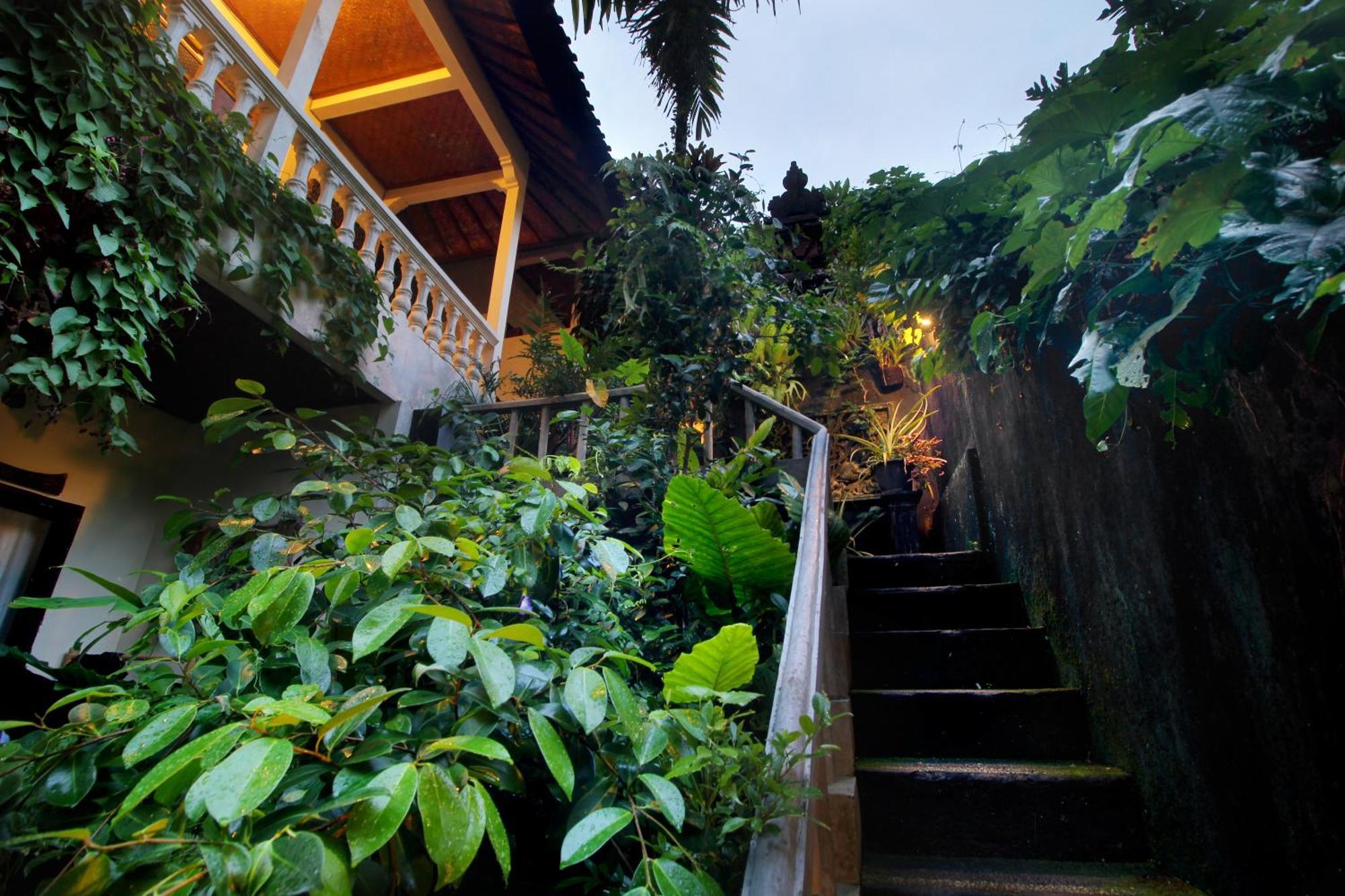 Sari Gong Guest House, A Trishula Collection Ubud Buitenkant foto