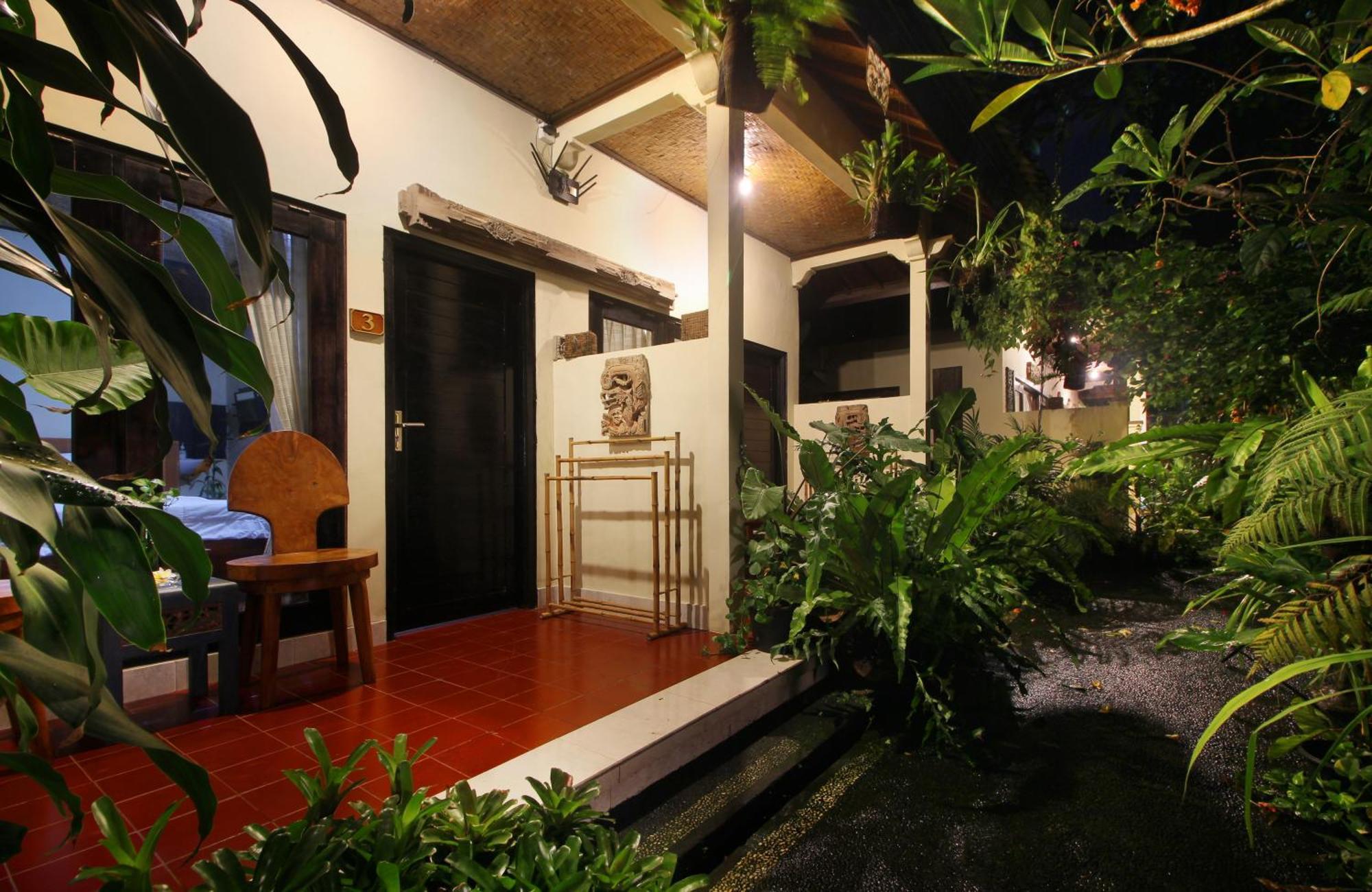 Sari Gong Guest House, A Trishula Collection Ubud Buitenkant foto