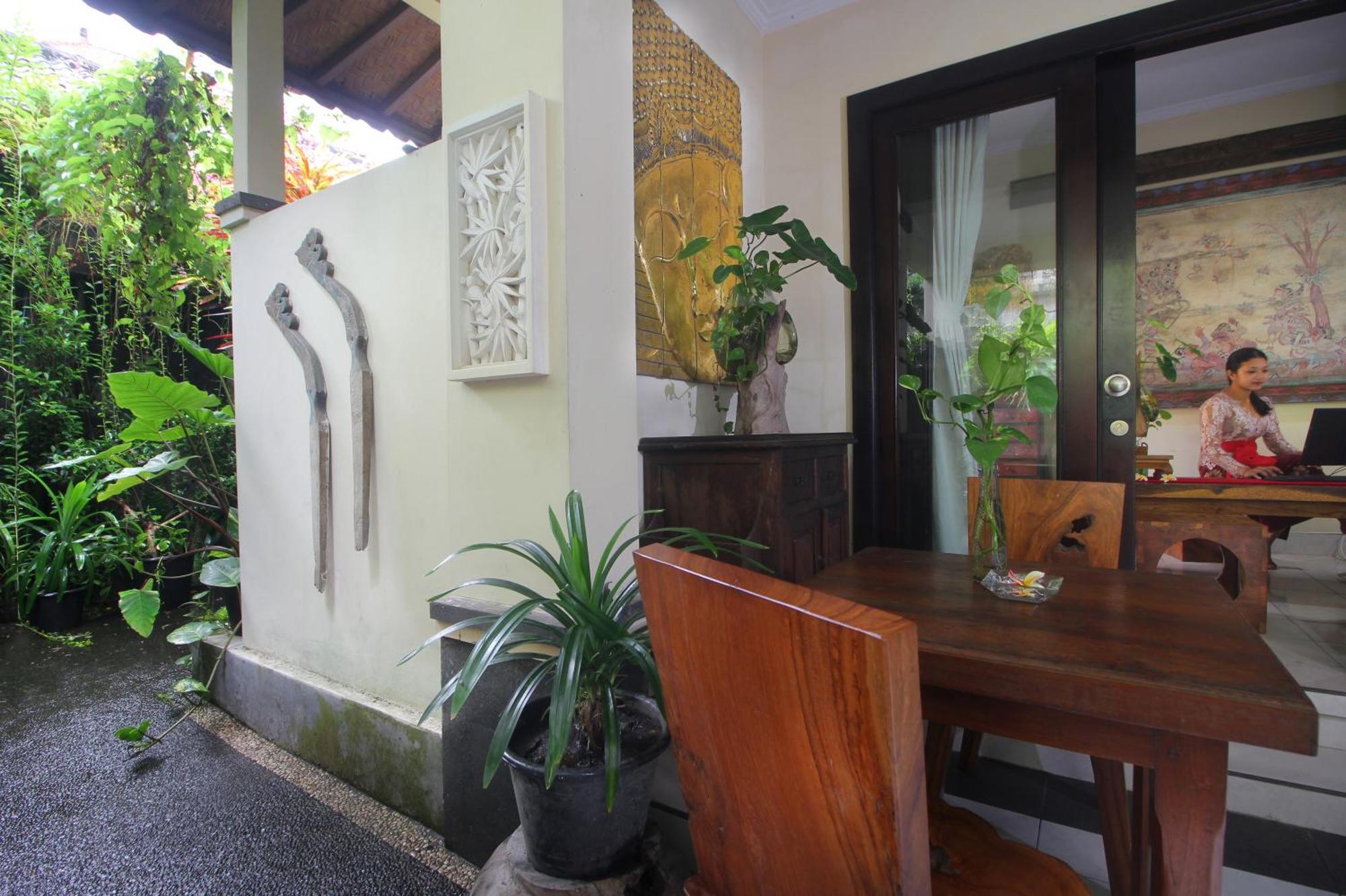 Sari Gong Guest House, A Trishula Collection Ubud Buitenkant foto